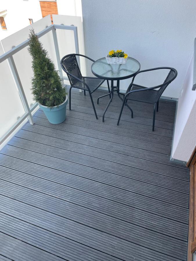 Apartament Royal Chelmonskiego Srem Luaran gambar